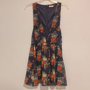 TOBI Floral lace dress in dark blue